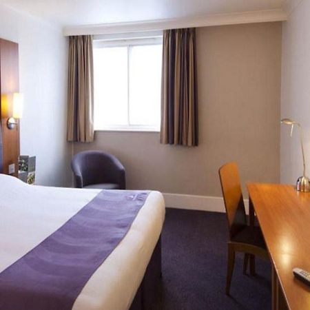 Premier Inn Nuneaton/Coventry ภายนอก รูปภาพ
