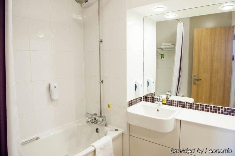 Premier Inn Nuneaton/Coventry ภายนอก รูปภาพ